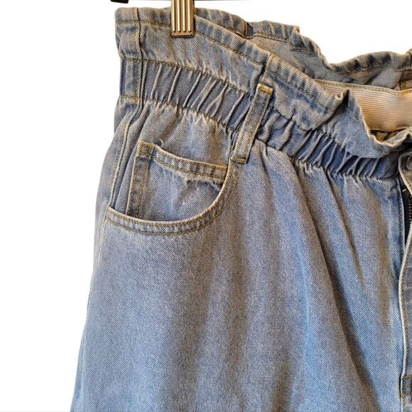 ShowPo Light Wash Straight Leg Paperbag Jeans - Picture 5 of 5